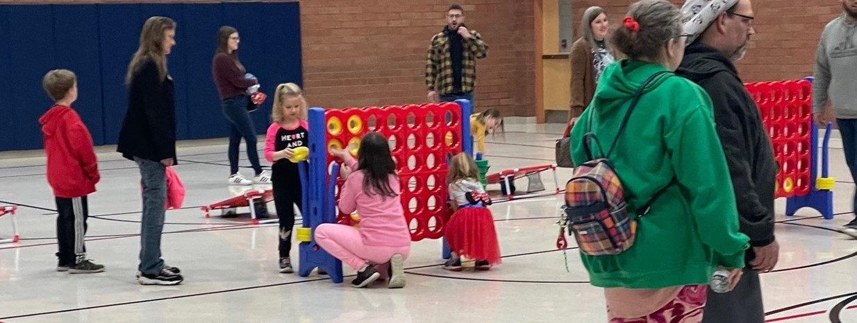 NPS hosts family night for Kindergarten classes
